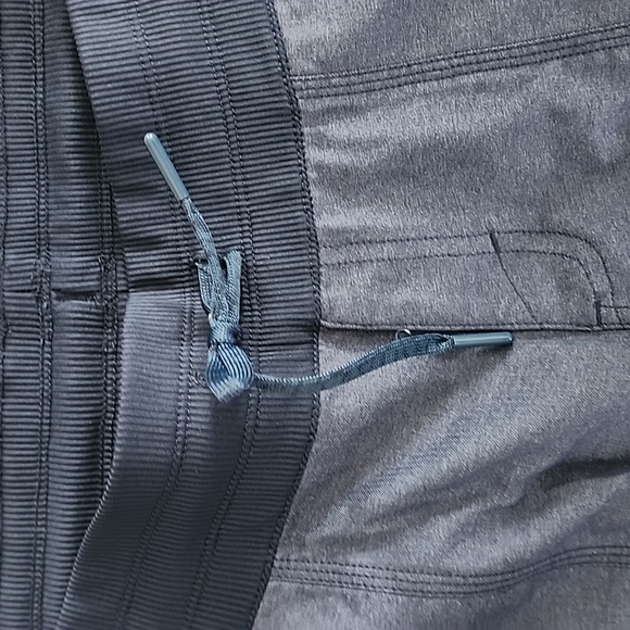 The north face womens pants worn once - Picture 3 of 5